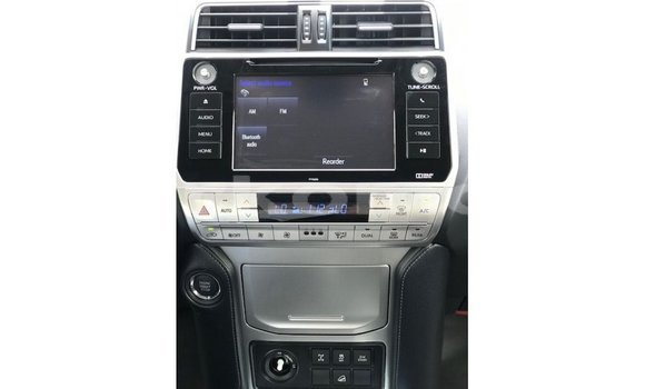 Acheter Import Voiture Toyota Prado Noir à Import - Dubai, Grande Comore Acheter Import Voiture Toyota Prado Noir à Import - Dubai, Grande Comore