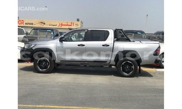 Acheter Import Voiture Toyota Hilux Autre à Import - Dubai, Grande Comore Acheter Import Voiture Toyota Hilux Autre à Import - Dubai, Grande Comore