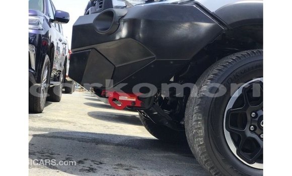 Acheter Import Voiture Toyota Hilux Autre à Import - Dubai, Grande Comore Acheter Import Voiture Toyota Hilux Autre à Import - Dubai, Grande Comore