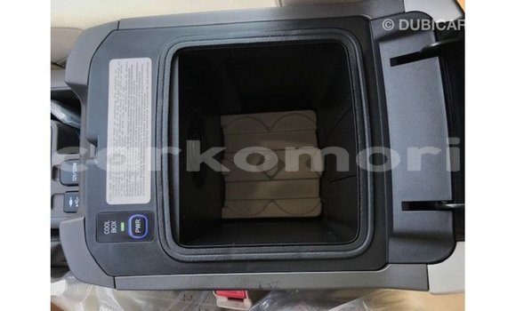 Acheter Import Voiture Toyota Prado Rouge à Import - Dubai, Grande Comore Acheter Import Voiture Toyota Prado Rouge à Import - Dubai, Grande Comore