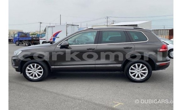 Acheter Import Voiture Volkswagen Touareg Autre à Import - Dubai, Grande Comore Acheter Import Voiture Volkswagen Touareg Autre à Import - Dubai, Grande Comore