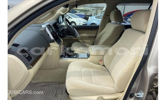 Buy Import Toyota Land Cruiser Other Car in Import - Dubai in Great Comore Buy Import Toyota Land Cruiser Other Car in Import - Dubai in Great Comore