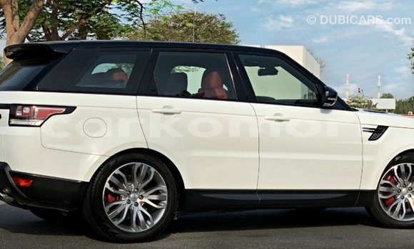 Buy Import Land Rover Range Rover White Car in Import - Dubai in Great Comore Buy Import Land Rover Range Rover White Car in Import - Dubai in Great Comore
