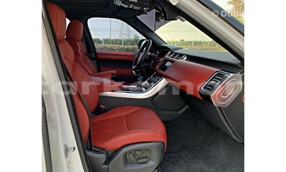 Buy Import Land Rover Range Rover White Car in Import - Dubai in Great Comore Buy Import Land Rover Range Rover White Car in Import - Dubai in Great Comore