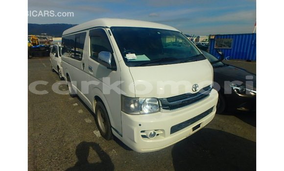 Acheter Import Voiture Toyota Hiace Blanc à Import - Dubai, Grande Comore Acheter Import Voiture Toyota Hiace Blanc à Import - Dubai, Grande Comore