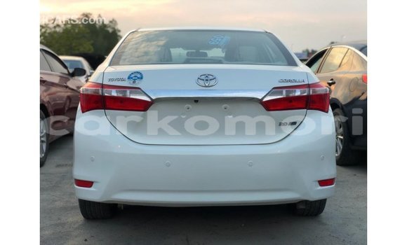 Acheter Import Voiture Toyota Corolla Blanc à Import - Dubai, Grande Comore Acheter Import Voiture Toyota Corolla Blanc à Import - Dubai, Grande Comore