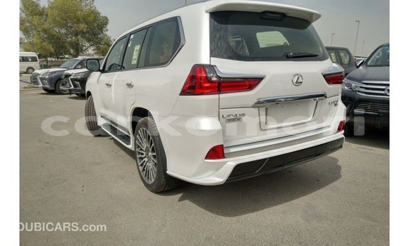 Buy Import Lexus LX White Car in Import - Dubai in Great Comore Buy Import Lexus LX White Car in Import - Dubai in Great Comore