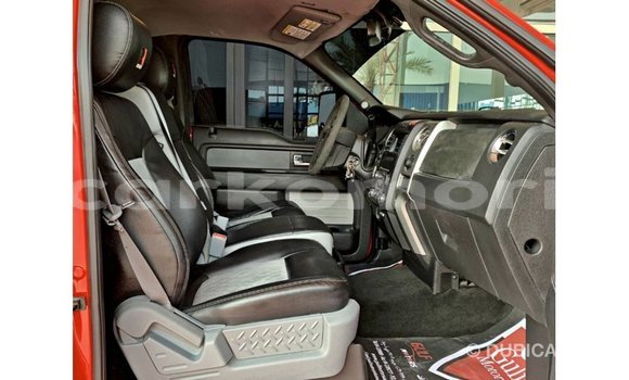 Acheter Import Voiture Ford Club Wagon Rouge à Import - Dubai, Grande Comore Acheter Import Voiture Ford Club Wagon Rouge à Import - Dubai, Grande Comore