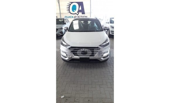Acheter Import Voiture Hyundai Tucson Autre à Import - Dubai, Grande Comore Acheter Import Voiture Hyundai Tucson Autre à Import - Dubai, Grande Comore