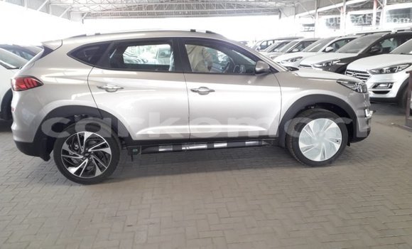Acheter Import Voiture Hyundai Tucson Autre à Import - Dubai, Grande Comore Acheter Import Voiture Hyundai Tucson Autre à Import - Dubai, Grande Comore