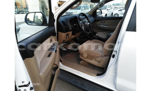 Buy Import Toyota Fortuner White Car in Import - Dubai in Great Comore Buy Import Toyota Fortuner White Car in Import - Dubai in Great Comore