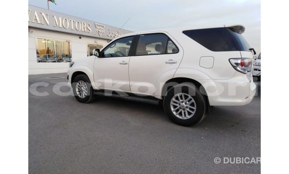 Buy Import Toyota Fortuner White Car in Import - Dubai in Great Comore Buy Import Toyota Fortuner White Car in Import - Dubai in Great Comore