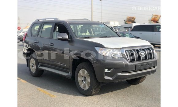 Acheter Import Voiture Toyota Prado Autre à Import - Dubai, Grande Comore Acheter Import Voiture Toyota Prado Autre à Import - Dubai, Grande Comore