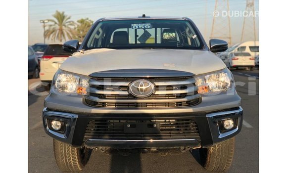 Acheter Import Voiture Toyota Hilux Autre à Import - Dubai, Grande Comore Acheter Import Voiture Toyota Hilux Autre à Import - Dubai, Grande Comore