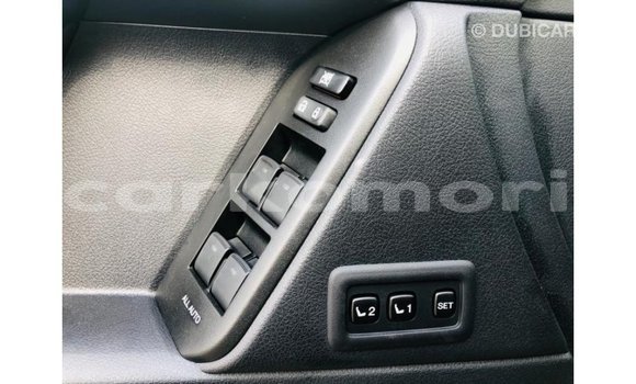 Acheter Import Voiture Toyota Prado Marron à Import - Dubai, Grande Comore Acheter Import Voiture Toyota Prado Marron à Import - Dubai, Grande Comore