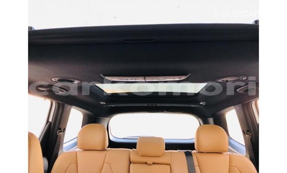 Acheter Import Voiture Kia Carens Blanc à Import - Dubai, Grande Comore Acheter Import Voiture Kia Carens Blanc à Import - Dubai, Grande Comore