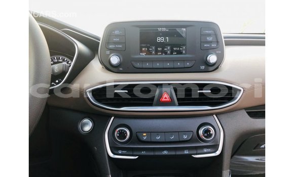 Acheter Import Voiture Hyundai Santa Fe Blanc à Import - Dubai, Grande Comore Acheter Import Voiture Hyundai Santa Fe Blanc à Import - Dubai, Grande Comore