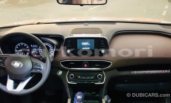 Acheter Import Voiture Hyundai Santa Fe Rouge à Import - Dubai, Grande Comore Acheter Import Voiture Hyundai Santa Fe Rouge à Import - Dubai, Grande Comore