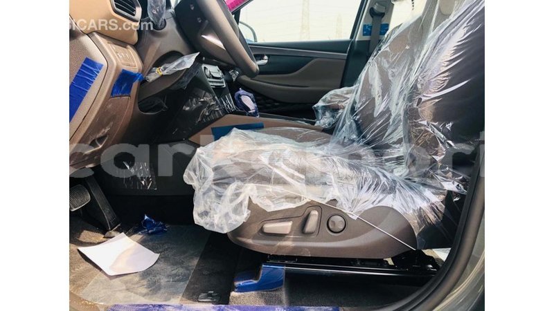 Big with watermark hyundai santa fe great comore import dubai 3613