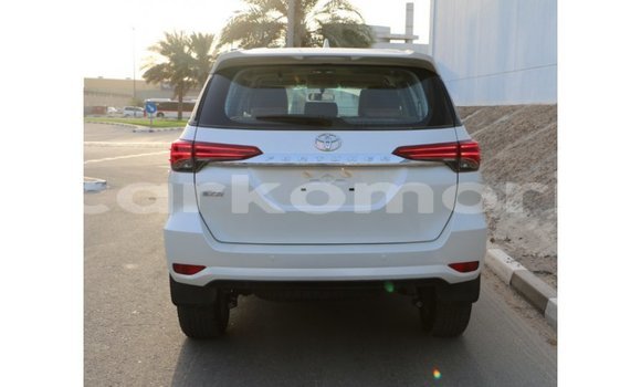 Buy Import Toyota Fortuner Black Car in Import - Dubai in Great Comore Buy Import Toyota Fortuner Black Car in Import - Dubai in Great Comore