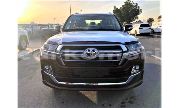 Buy Import Toyota Land Cruiser Other Car in Import - Dubai in Great Comore
