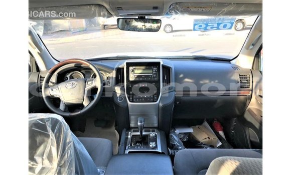 Acheter Import Voiture Toyota Land Cruiser Autre à Import - Dubai, Grande Comore Acheter Import Voiture Toyota Land Cruiser Autre à Import - Dubai, Grande Comore