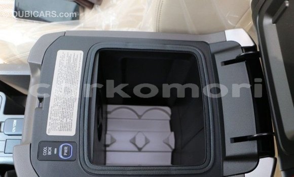 Acheter Import Voiture Toyota Prado Noir à Import - Dubai, Grande Comore Acheter Import Voiture Toyota Prado Noir à Import - Dubai, Grande Comore