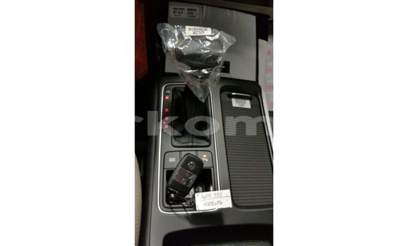 Acheter Import Voiture Kia Sorento Blanc à Import - Dubai, Grande Comore Acheter Import Voiture Kia Sorento Blanc à Import - Dubai, Grande Comore