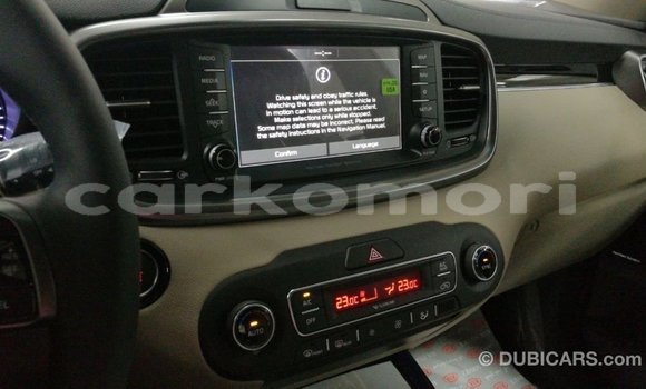 Acheter Import Voiture Kia Sorento Blanc à Import - Dubai, Grande Comore Acheter Import Voiture Kia Sorento Blanc à Import - Dubai, Grande Comore