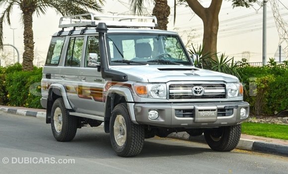 Acheter Import Voiture Toyota Land Cruiser Autre à Import - Dubai, Grande Comore Acheter Import Voiture Toyota Land Cruiser Autre à Import - Dubai, Grande Comore