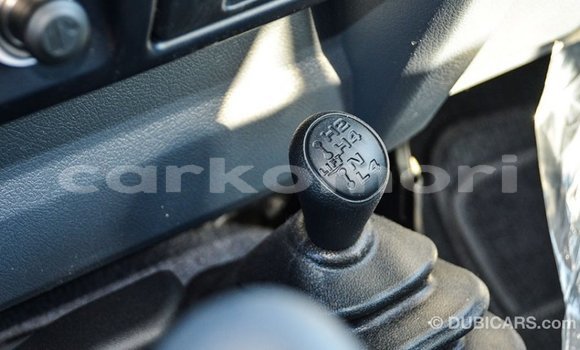 Acheter Import Voiture Toyota Land Cruiser Autre à Import - Dubai, Grande Comore Acheter Import Voiture Toyota Land Cruiser Autre à Import - Dubai, Grande Comore