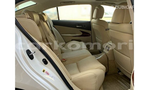 Buy Import Lexus GS White Car in Import - Dubai in Great Comore Buy Import Lexus GS White Car in Import - Dubai in Great Comore