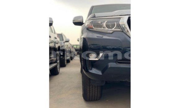 Acheter Import Voiture Toyota Prado Bleu à Import - Dubai, Grande Comore Acheter Import Voiture Toyota Prado Bleu à Import - Dubai, Grande Comore