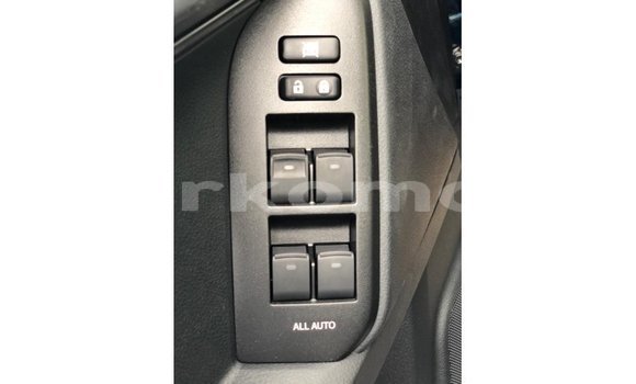 Acheter Import Voiture Toyota Prado Bleu à Import - Dubai, Grande Comore Acheter Import Voiture Toyota Prado Bleu à Import - Dubai, Grande Comore