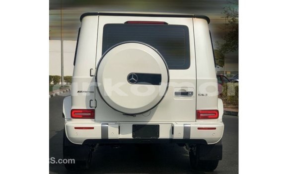 Buy Import Mercedes-Benz 190 White Car in Import - Dubai in Great Comore Buy Import Mercedes-Benz 190 White Car in Import - Dubai in Great Comore