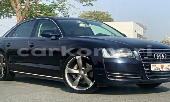 Acheter Import Voiture Audi A8 Bleu à Import - Dubai, Grande Comore