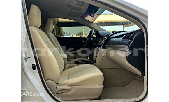 Buy Import Toyota Camry White Car in Import - Dubai in Great Comore Buy Import Toyota Camry White Car in Import - Dubai in Great Comore