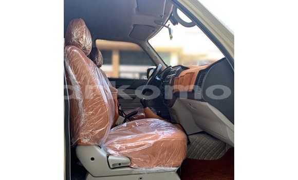 Buy Import Nissan Patrol Beige Car in Import - Dubai in Great Comore Buy Import Nissan Patrol Beige Car in Import - Dubai in Great Comore
