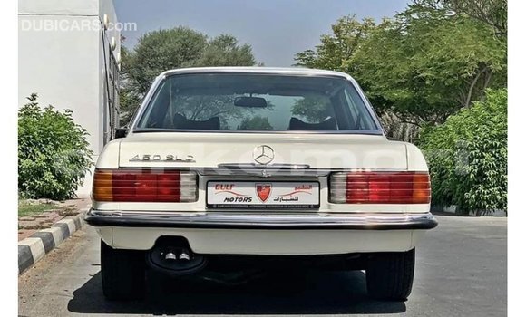 Buy Import Mercedes-Benz 190 White Car in Import - Dubai in Great Comore Buy Import Mercedes-Benz 190 White Car in Import - Dubai in Great Comore