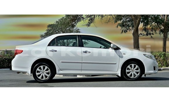 Buy Import Toyota Corolla White Car in Import - Dubai in Great Comore Buy Import Toyota Corolla White Car in Import - Dubai in Great Comore