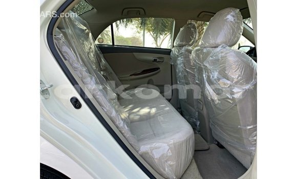 Buy Import Toyota Corolla White Car in Import - Dubai in Great Comore Buy Import Toyota Corolla White Car in Import - Dubai in Great Comore