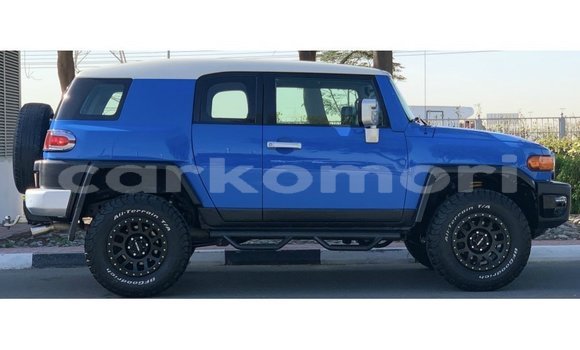 Buy Import Toyota FJ Cruiser Blue Car in Import - Dubai in Great Comore Buy Import Toyota FJ Cruiser Blue Car in Import - Dubai in Great Comore