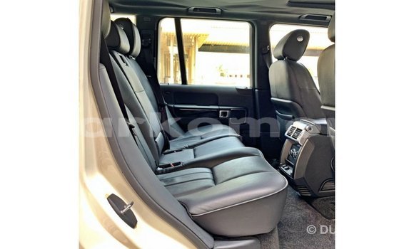 Buy Import Land Rover Range Rover White Car in Import - Dubai in Great Comore Buy Import Land Rover Range Rover White Car in Import - Dubai in Great Comore