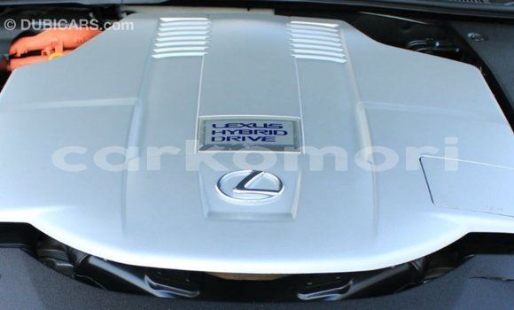 Acheter Import Voiture Lexus LS Blanc à Import - Dubai, Grande Comore Acheter Import Voiture Lexus LS Blanc à Import - Dubai, Grande Comore
