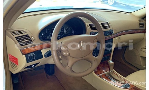 Buy Import Mercedes-Benz 200 White Car in Import - Dubai in Great Comore Buy Import Mercedes-Benz 200 White Car in Import - Dubai in Great Comore