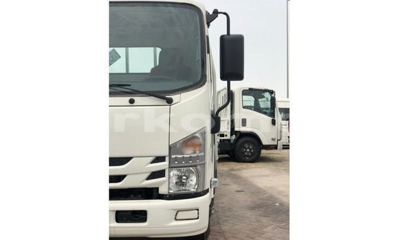 Buy Import Isuzu FTR 850 White Truck in Import - Dubai in Great Comore Buy Import Isuzu FTR 850 White Truck in Import - Dubai in Great Comore