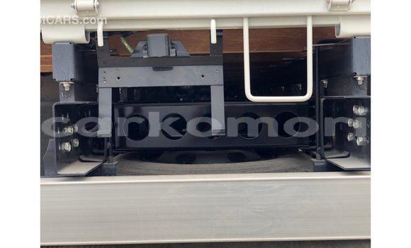 Buy Import Isuzu FTR 850 White Truck in Import - Dubai in Great Comore Buy Import Isuzu FTR 850 White Truck in Import - Dubai in Great Comore