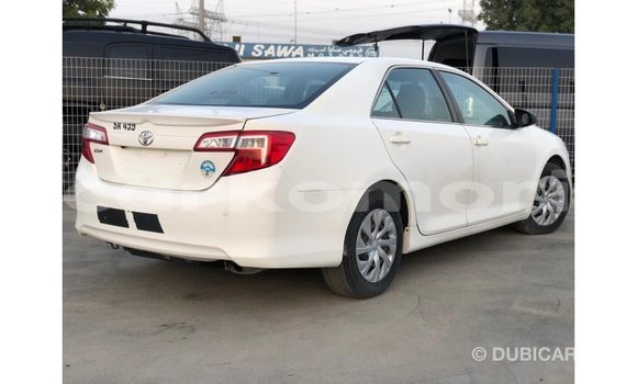 Buy Import Toyota Camry White Car in Import - Dubai in Great Comore Buy Import Toyota Camry White Car in Import - Dubai in Great Comore