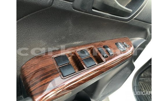 Buy Import Toyota Camry White Car in Import - Dubai in Great Comore Buy Import Toyota Camry White Car in Import - Dubai in Great Comore