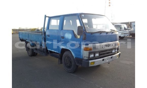 Acheter Import Voiture Toyota Dyna Bleu à Import - Dubai, Grande Comore Acheter Import Voiture Toyota Dyna Bleu à Import - Dubai, Grande Comore